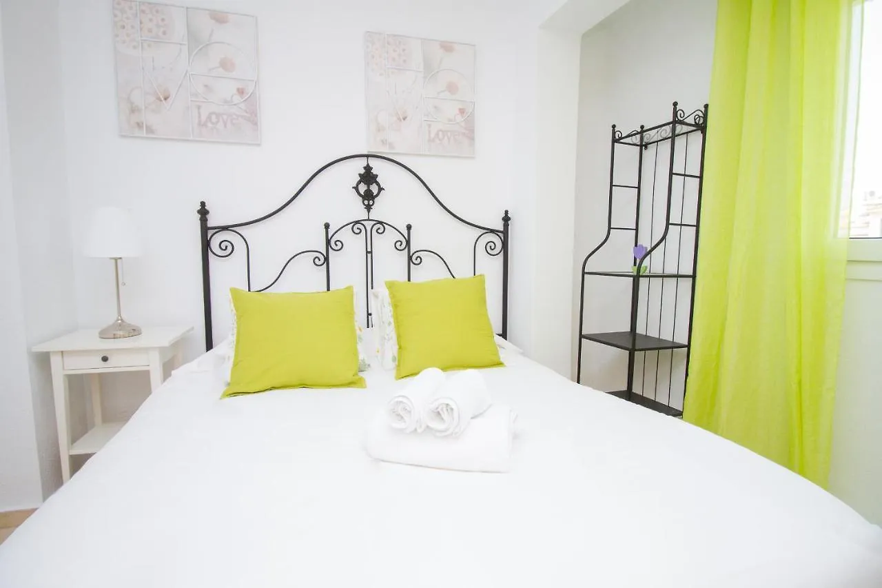 Wonderstays Apartamentos Morgan Malaga